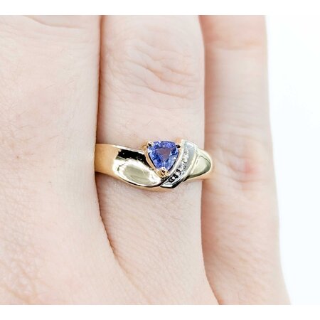 Ring .005ctw Single Cut Diamonds .30ct Tanzanite 10ky sz7 225010163