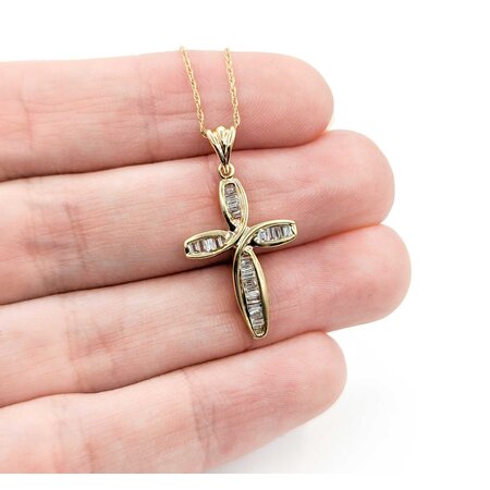 Pendant Cross W/Chain .33ctw Baguettes Diamonds 28x14.5mm 10ky 18" 225011006