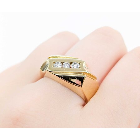 Ring 3 Stone .30ctw Round Diamonds 11mm 14ky sz10.5 225010024