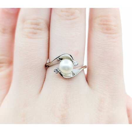 Ring .02ctw Single Cut Diamonds 6.5mm Akoya Pearl 14kw sz7.5 225010178