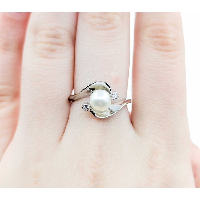 Ring .02ctw Single Cut Diamonds 6.5mm Akoya Pearl 14kw sz7.5 225010178