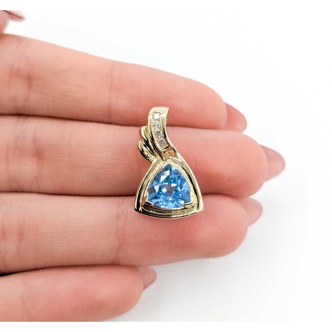 Pendant .08ctw Round Diamonds 2.20ct Topaz 22.5x13.5mm 14ky " 225011262