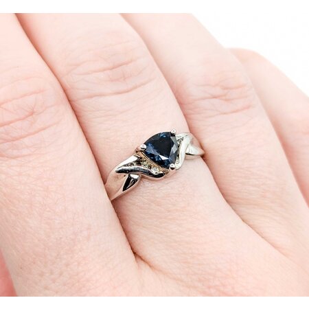 Ring .03ctw Single Cut Diamond .95ct Sapphire 10ky sz9 225010166