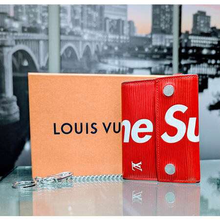 Handbag Louis Vuitton Supreme Trifold Epi Wallet M67755 125025017