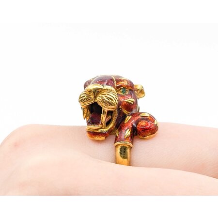 Ring Leopard Red Enamel & Emerald Eyes 18ky 15x18mm Sz8 19.1g 225010109