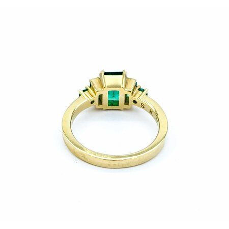 Ring Sky Dog Design 1.35ctw Emerald 14ky 7x9mm Sz5 3.6g 225010069