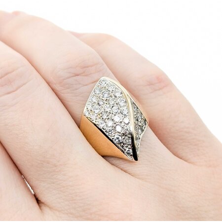 Ring Asymmetric Pave 1.30ctw Round Diamonds 14ky 22.5mm Sz6.5 8.8g 225010115