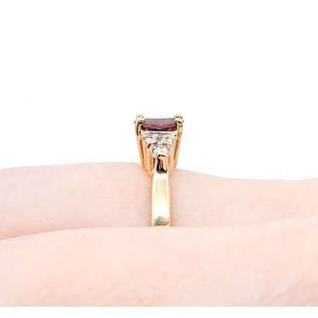 Ring .06ctw Round Diamonds .83ct Ruby 14ky 7mm Sz6.5 3.54g 225010070