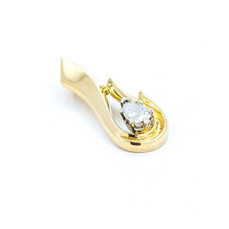 Pendant Freeform .52ct Pear Diamond 14ky 30x11mm 4.2g 225010129