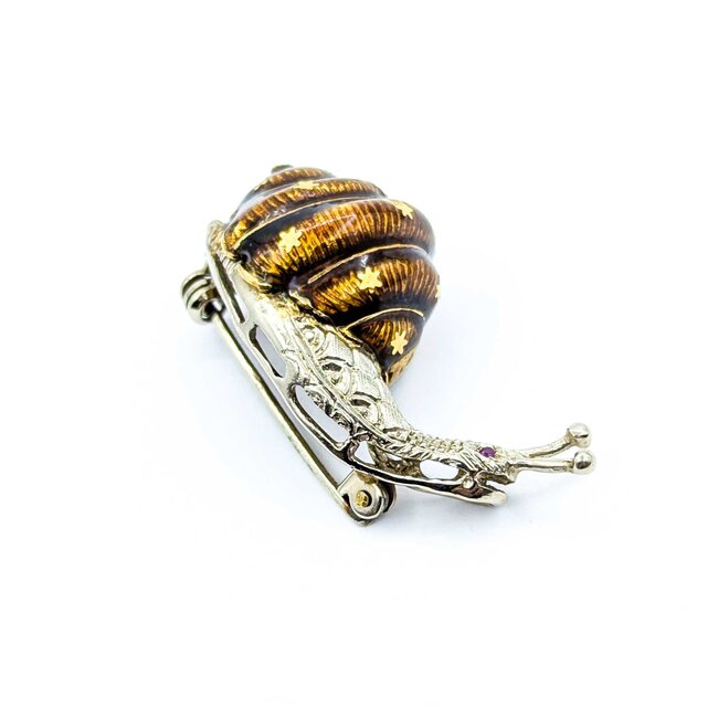 Brooch Mid-Century Snail .02ctw Rubies 18kw 1.5x.7" 9.02g 225010098