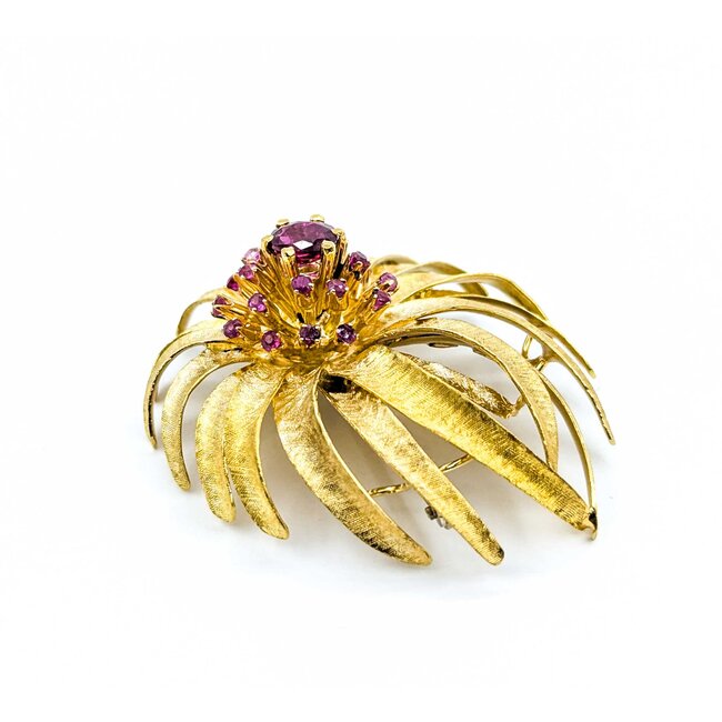 Brooch Flower Design .85ctw Rubies 18ky 1.75x1.55" 18g 225010076