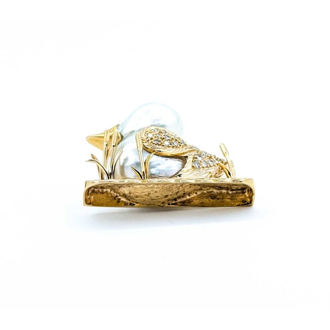 Brooch Duck Motif .27ctw Round Diamonds 15x12mm Pearl 18x15mm Pearl 14ky 1.4x1.1" 18.63g 225010091