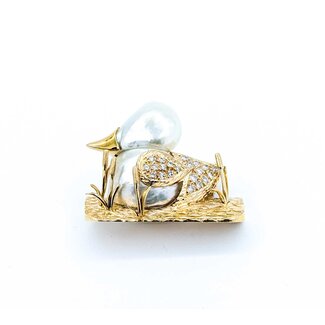 Brooch Duck Motif .27ctw Round Diamonds 15x12mm Pearl 18x15mm Pearl 14ky 1.4x1.1" 18.63g 225010091