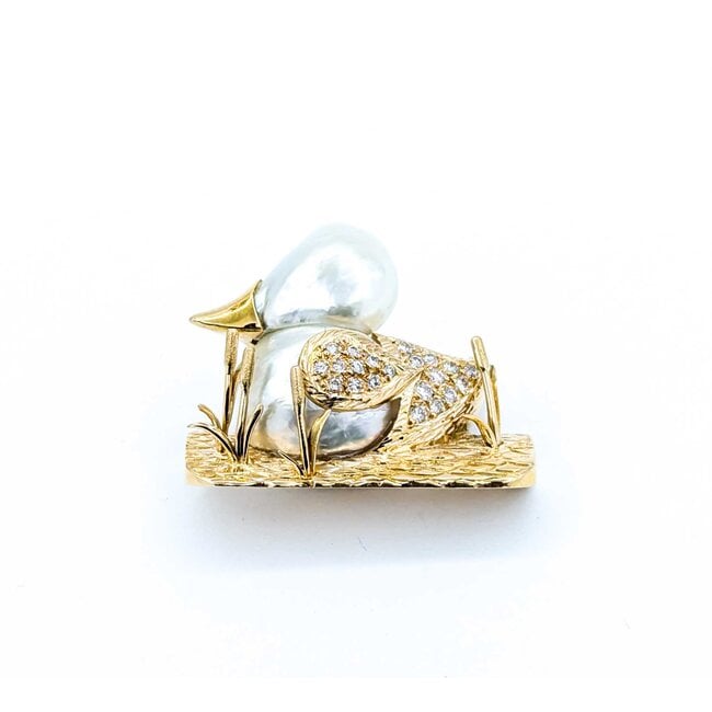 Brooch Duck Motif .27ctw Round Diamonds 15x12mm Pearl 18x15mm Pearl 14ky 1.4x1.1" 18.63g 225010091