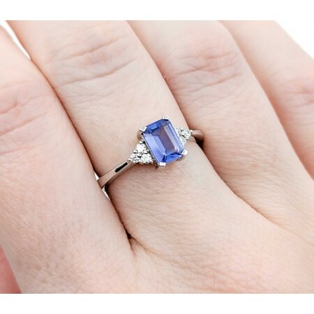 Ring .04ctw Round Diamonds 1ct Purple Tanzanite 14kw Sz7 2.87g 225010082