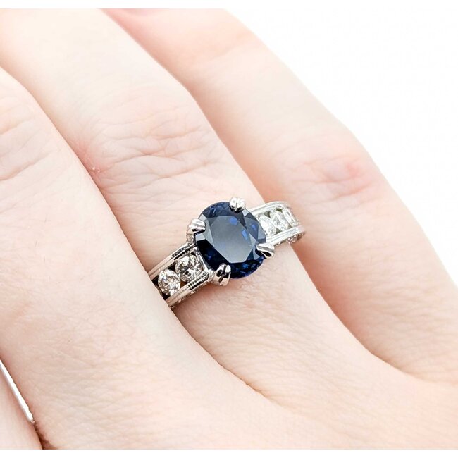 Ring .40ctw Round Diamonds 2.21ct Sapphire 18kw Sz6 6g 225010078