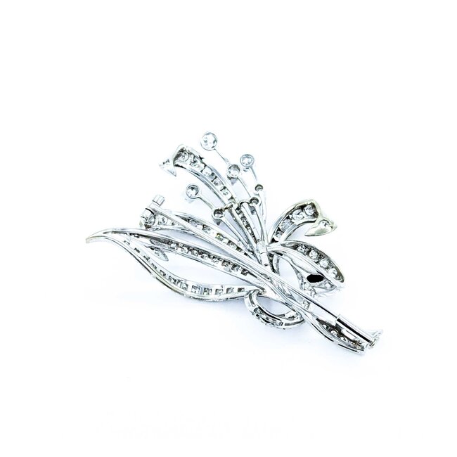 Brooch Floral 1.50ctw Round Diamonds 18kw 2x1.25" 11.94g 225010108