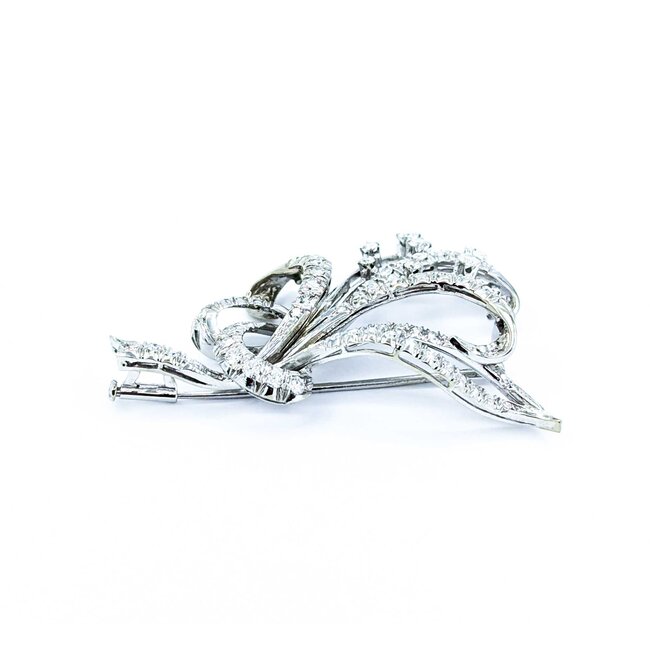 Brooch Floral 1.50ctw Round Diamonds 18kw 2x1.25" 11.94g 225010108