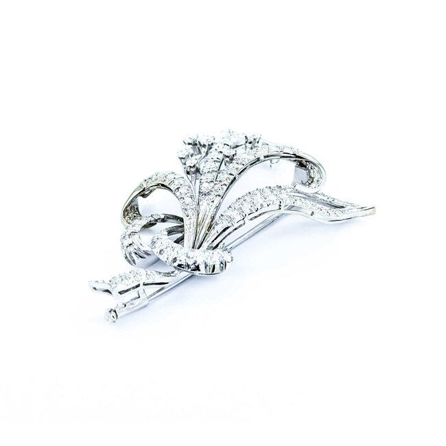 Brooch Floral 1.50ctw Round Diamonds 18kw 2x1.25" 11.94g 225010108