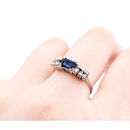 Ring .18ctw Round Diamonds .92ct Sapphire 18kw .6x.1" Sz7.5 2.86g 225010063