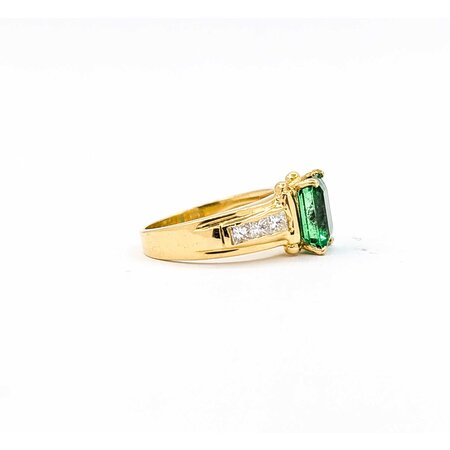Ring .66ctw Princess Diamonds 2.10ct Emerald 18ky Sz6 6.8g 225030006