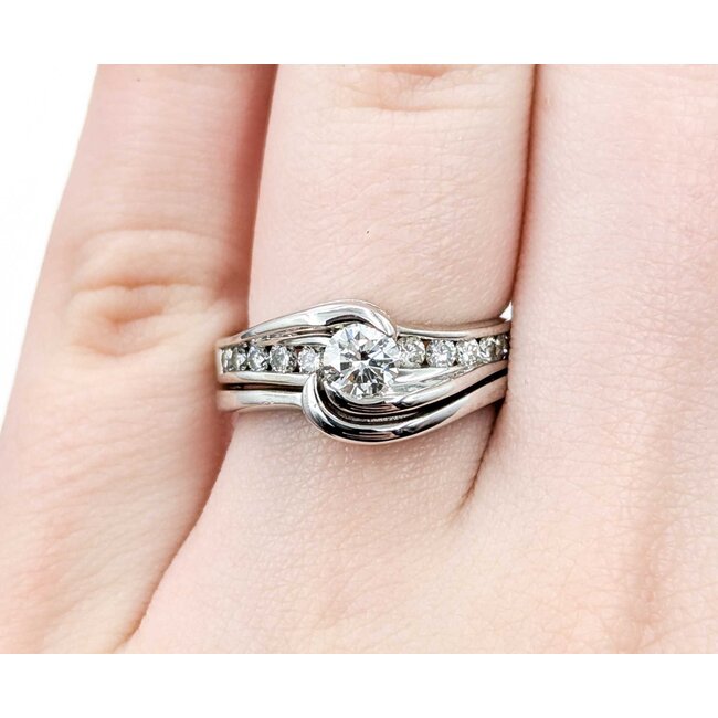 Ring Channel 0.37ct Round Diamond .32ctw Near Colorless Diamonds 14kw 8.8mm Sz6.5 6.8g 225020009