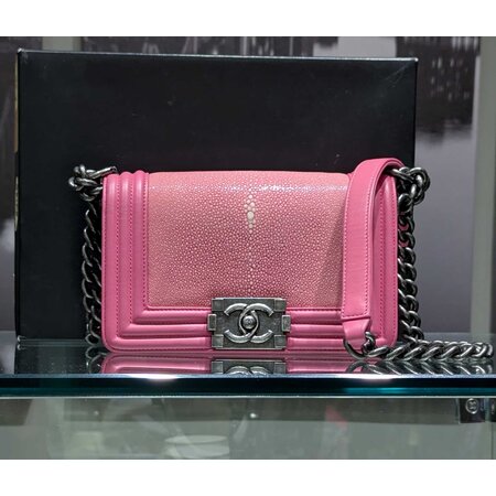 Handbag Chanel Boy Bag Stingray Leather Pink 2013-2014 125035016
