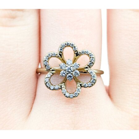 Ring Effy Floral .24ctw Round Diamonds 14ky Sz6.5 3.15g 225030047