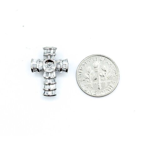 Pendant Cross 1.00ctw Round & Baguette Diamonds 900pt .8x.6" 4.7g 125030024