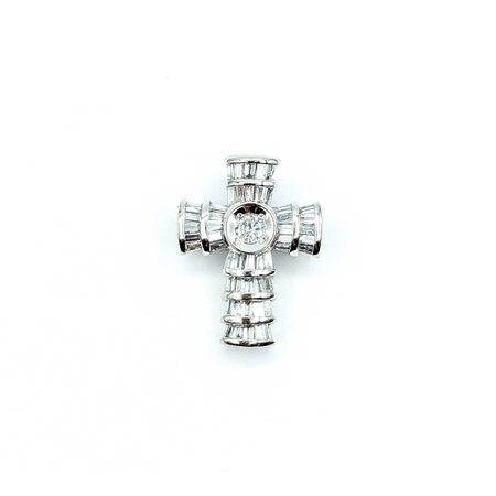 Pendant Cross 1.00ctw Round & Baguette Diamonds 900pt .8x.6" 4.7g 125030024