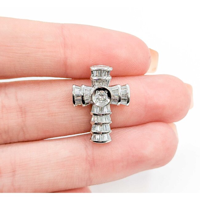Pendant Cross 1.00ctw Round & Baguette Diamonds 900pt .8x.6" 4.7g 125030024
