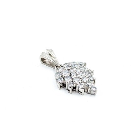 Pendant Tear Drop Leaf 1.50ctw Round Diamonds 900pt 1.12x.55" 5.53g 125030025