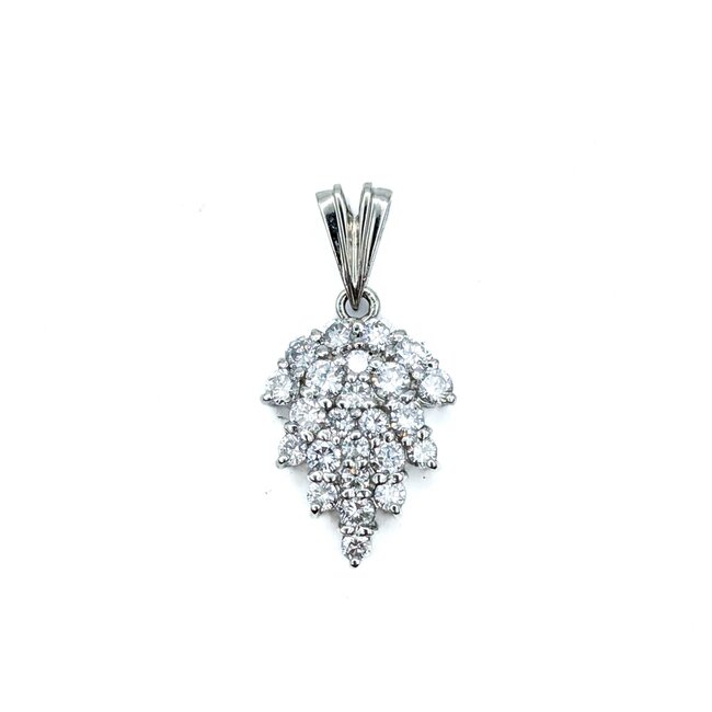 Pendant Tear Drop Leaf 1.50ctw Round Diamonds 900pt 1.12x.55" 5.53g 125030025