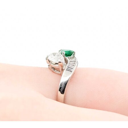 Ring Pear Shape Bi-Pass .84ctw Pear & Baguette Diamonds .50ct Emerald 900pt Sz6 6.05g 125030015