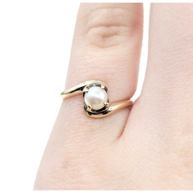 Ring Bi-Pass 5mm Pearl 10ky Sz3.5 1.56g 125030018