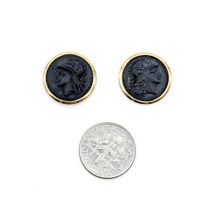 Earrings Carved Onyx 14ky 17mm 5.01g 225030118