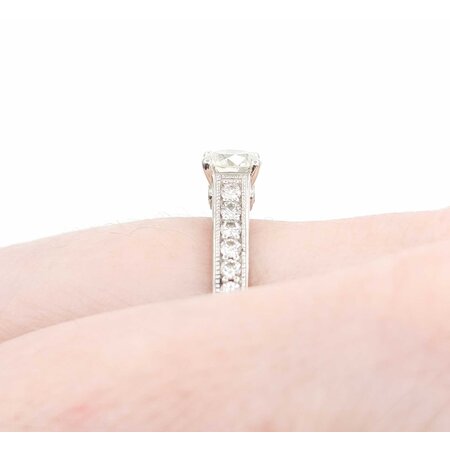 Ring GIA: 6183925358 0.57Ct Round Diamonds .48ctw 14kw 5.3mm sz6.25 4.4g 225030135