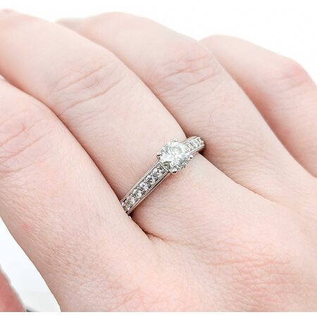 Ring GIA: 6183925358 0.57Ct Round Diamonds .48ctw 14kw 5.3mm sz6.25 4.4g 225030135
