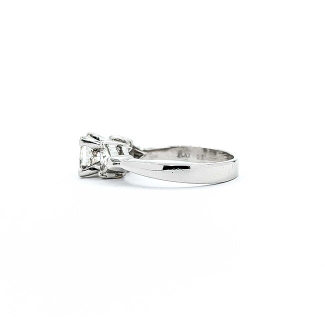 Ring Engagement GIA: 15627488 1.53ct Princess Diamond .66ctw Trillion Diamond Platinum Sz7 7.7g 225030044
