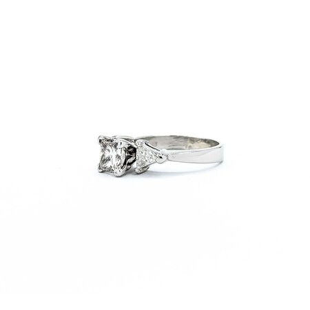 Ring Engagement GIA: 15627488 1.53ct Princess Diamond .66ctw Trillion Diamond Platinum Sz7 7.7g 225030044