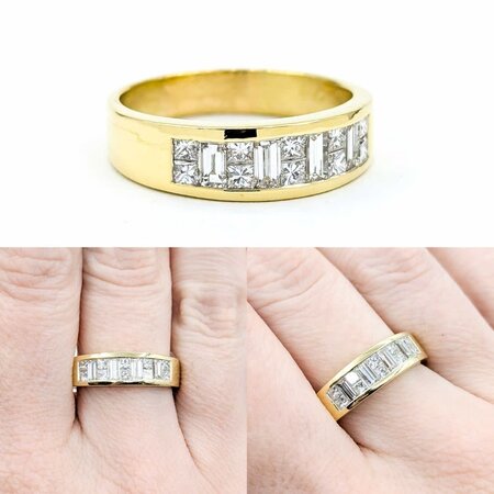 RIng 0.84ctw Princess/Baguette Diamonds 18ky sz9 6.78g 225030110