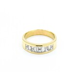  RIng 0.84ctw Princess/Baguette Diamonds 18ky Sz9 6.78g 225030110