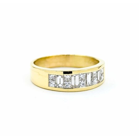 RIng 0.84ctw Princess/Baguette Diamonds 18ky sz9 6.78g 225030110