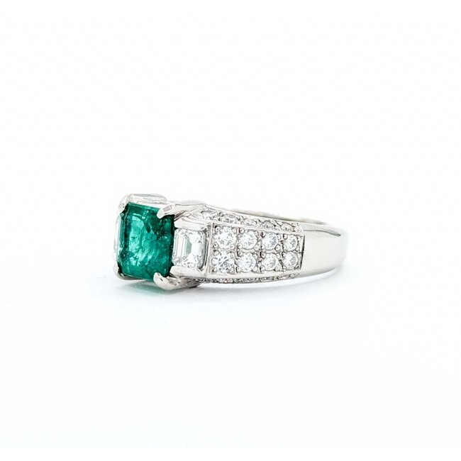 Ring 1.05ctw Round & Radiant Diamonds 1.51ct Emerald 900pt 8mm sz7.5 8.18g 125030083