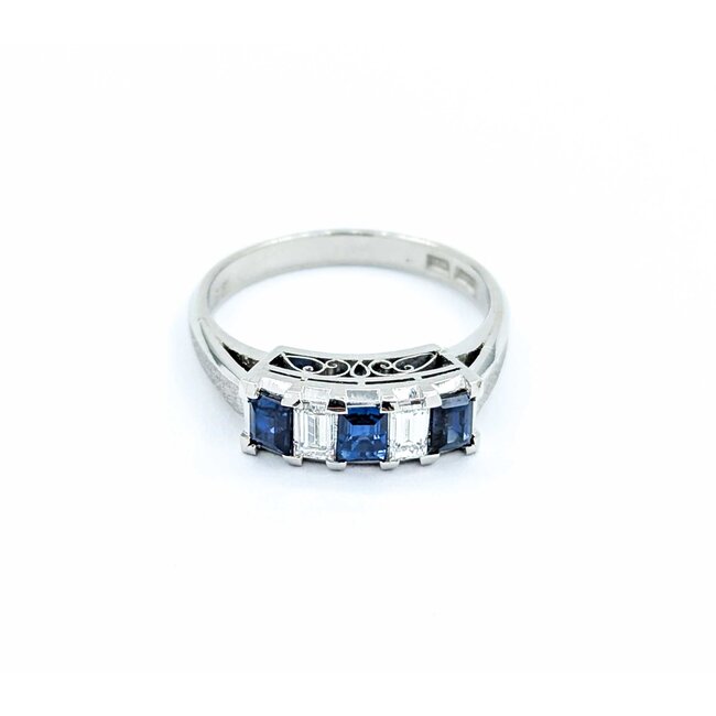 Ring 5-Stone 0.23ctw Baguette Diamonds .65ct Blue Sapphire 900pt 4.7mm sz6 5.07g 125030059