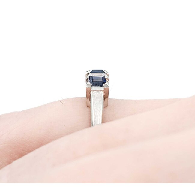 Ring 5-Stone 0.23ctw Baguette Diamonds .65ct Blue Sapphire 900pt 4.7mm sz6 5.07g 125030059