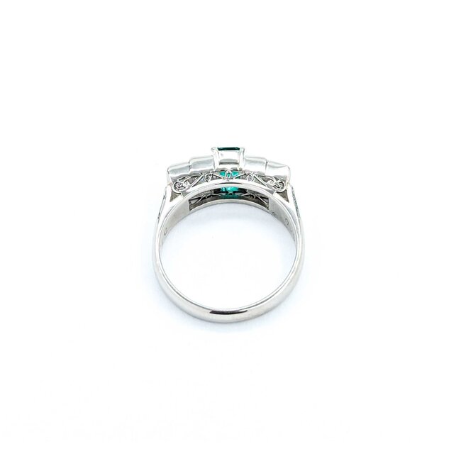 Ring Step 1.20ctw Baguette Diamonds .54ct Emerald 900pt 6mm sz6 5.92g 125030078