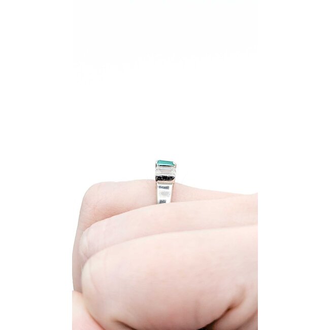 Ring Step 1.20ctw Baguette Diamonds .54ct Emerald 900pt 6mm sz6 5.92g 125030078