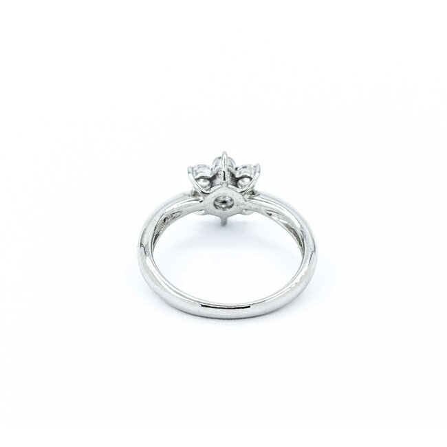 Ring 7-Stone Flower 0.50ctw Round Diamonds 900pt 9x8mm sz6.5 3.71g 125030072