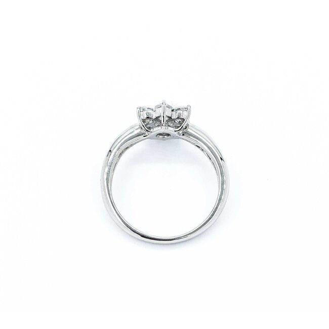 Ring 7-Stone Flower 0.50ctw Round Diamonds 900pt 9x8mm sz6.5 3.71g 125030072